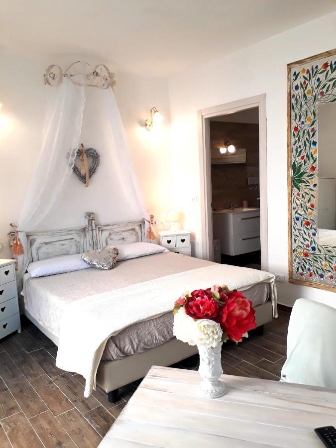 Double Room,1421058216:JPEG